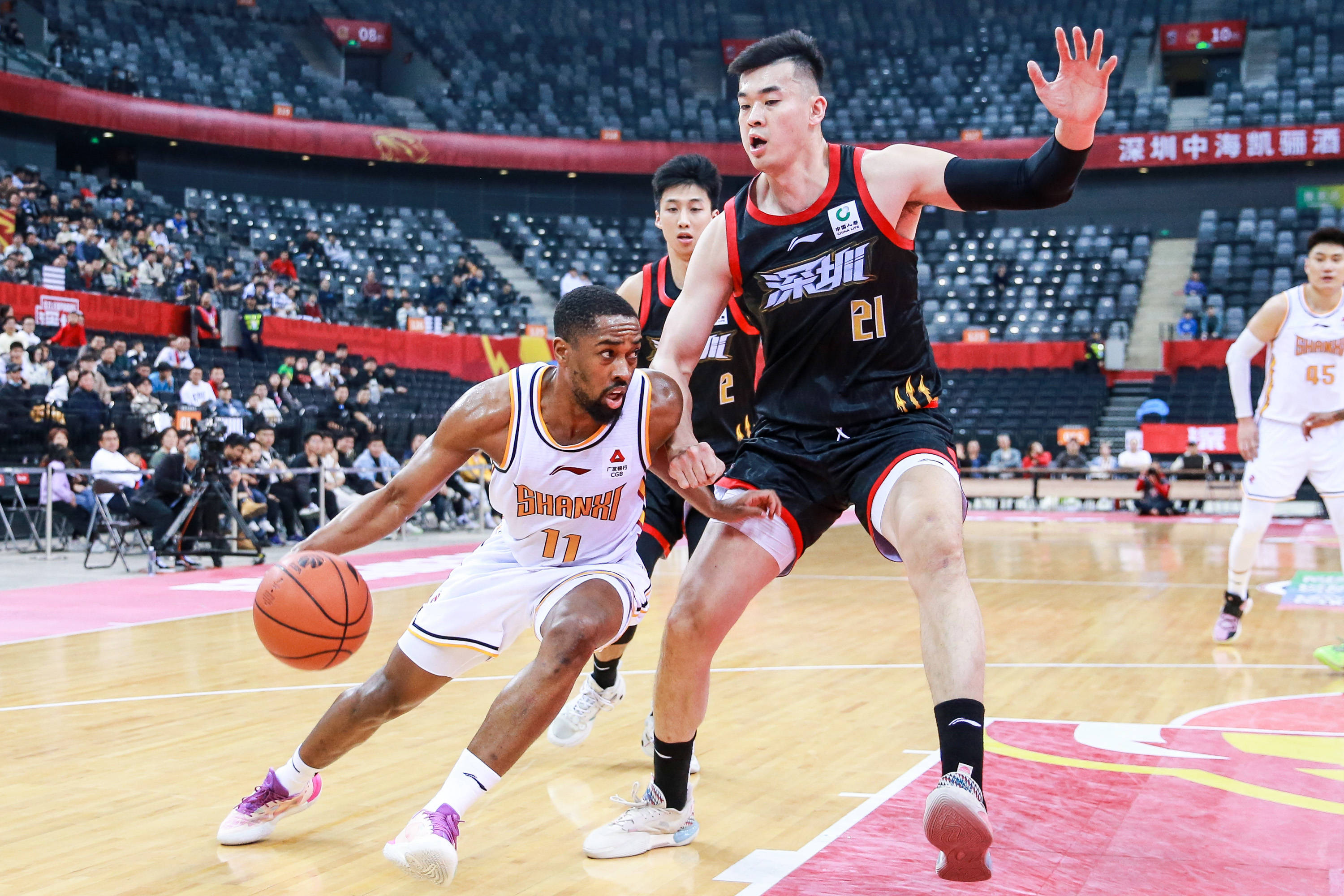 与球队战术 与球队战术