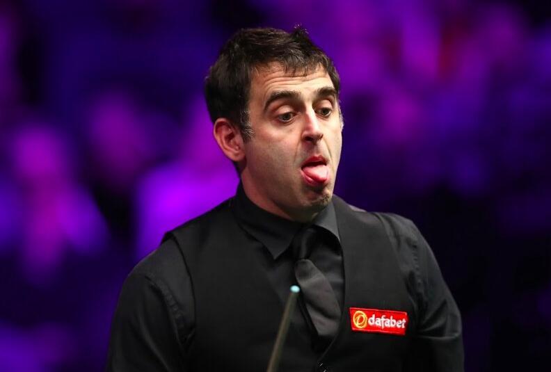 爆炸声将他 爆炸声将他